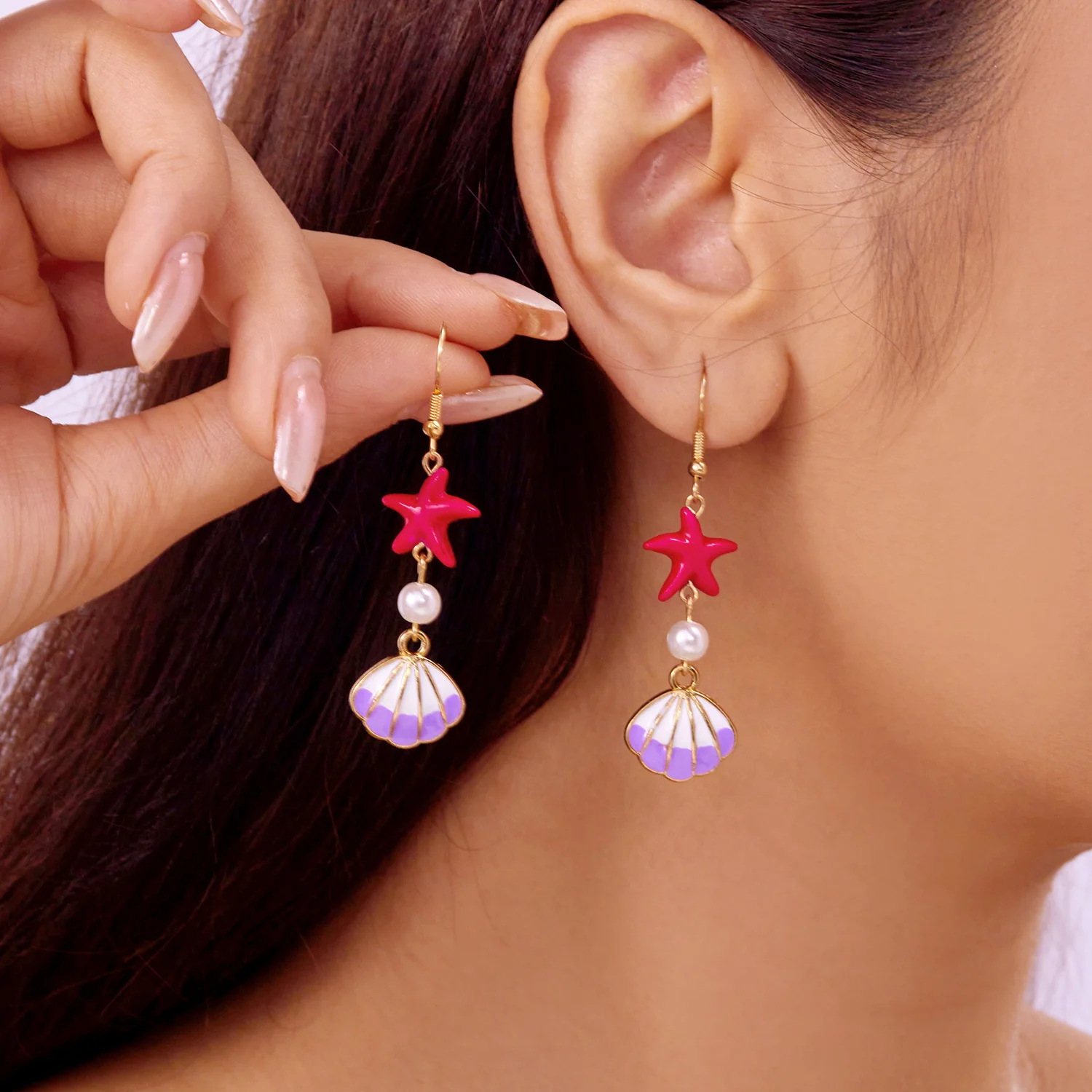 Boucles d’oreilles coquillage bohèmes dorées pour femme Boucles d’oreilles coquillage bohèmes dorées pour femme – Image 3